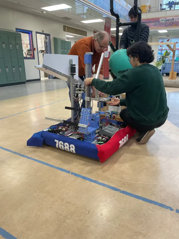 BUILD SEASON - IMG_2865